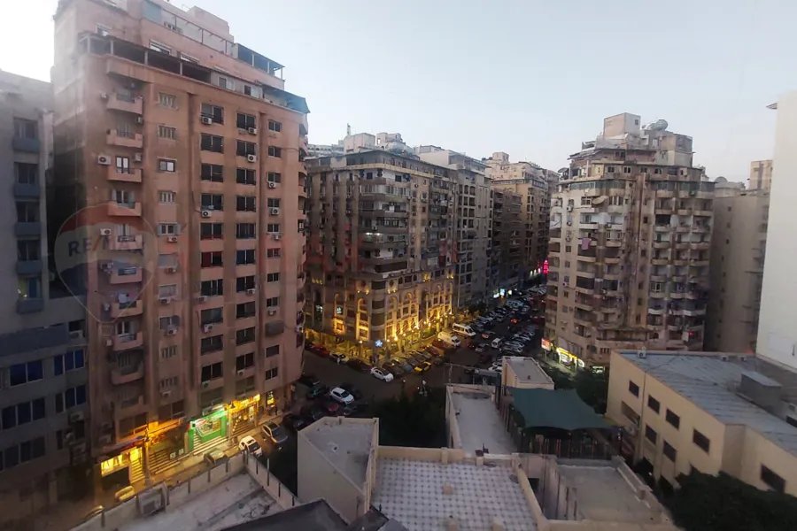 شقة للبيع 145 م سموحة (ش مصطفي كامل)