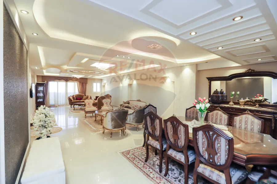 Apartment For Sale 271 m Smouha ( Albert Elawel St - Front Of Princess Fawzya Palace)