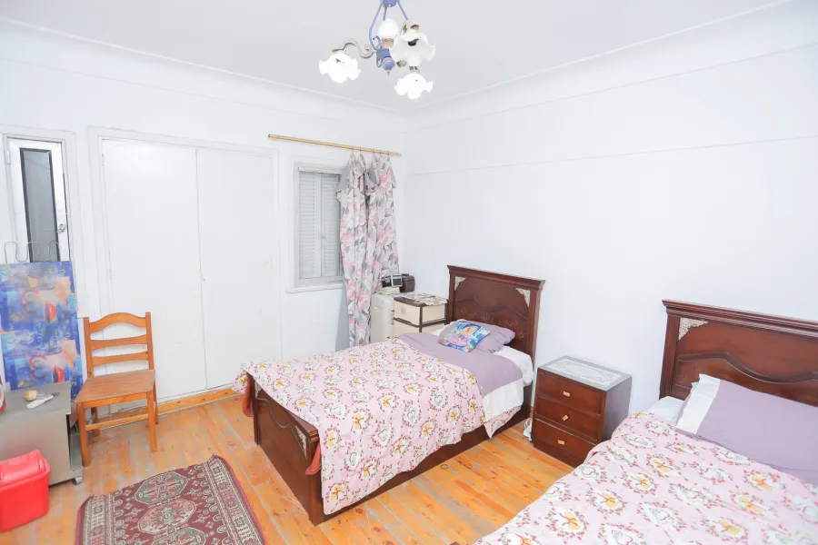 شقة للإيجار مفروش 155 بولكلى (خطوات من الترام)