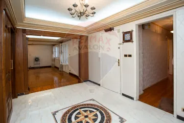 شقة مسجلة للبيع 271 م رشدي (المعسكر الرومانى)