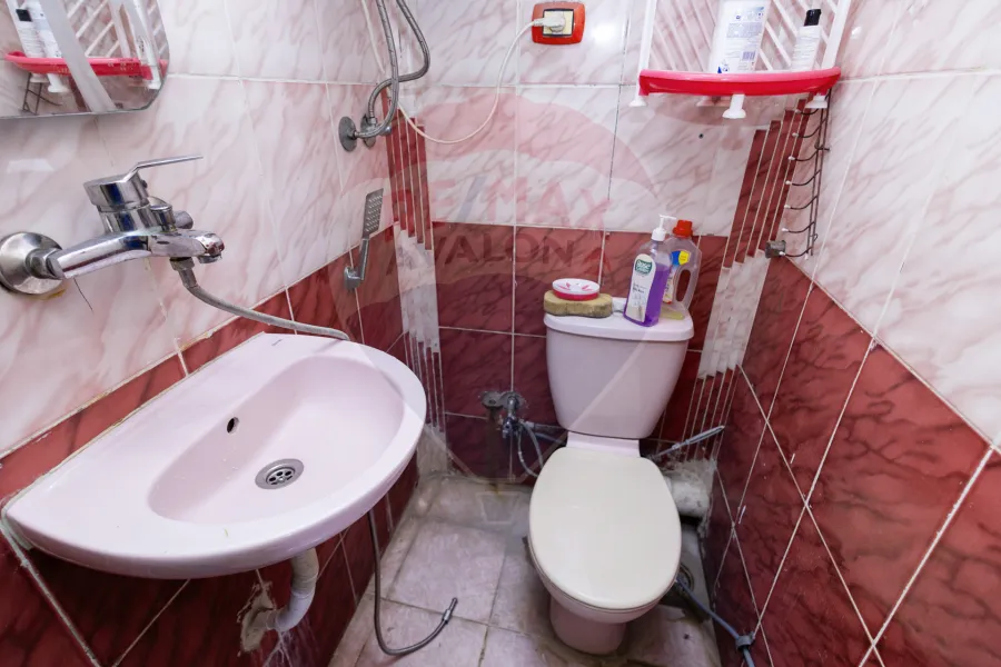 شقة للبيع 150 م سيدي بشر (بالقرب من البحر)