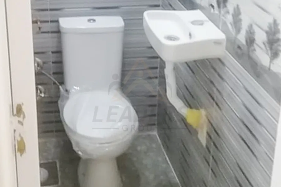 شقة للايجار 200 م جليم (علي الترام مباشرة)