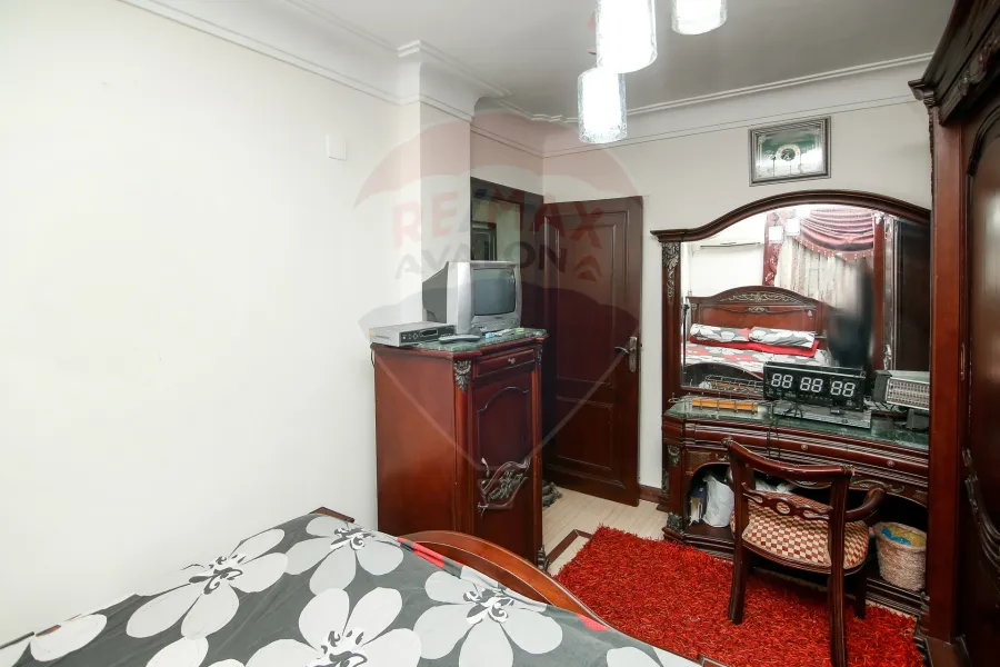 شقة للايجار المفروش 95 م سموحة (ش اسماعيل سري)