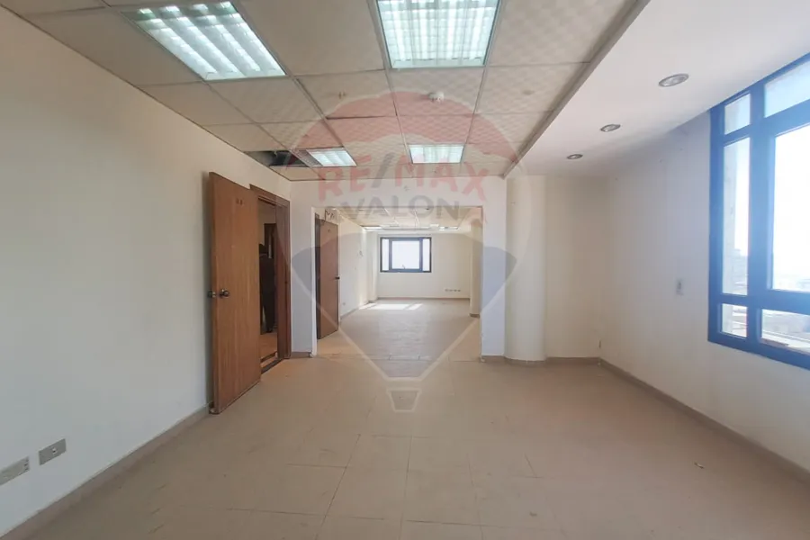 Administrative unit for Rent 285 m Al-Mansheya (Oraby Square - brand building)