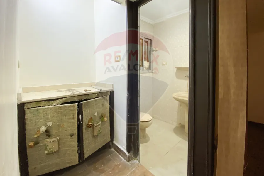 Administrative apartment for sale 75 m Muharram Bey