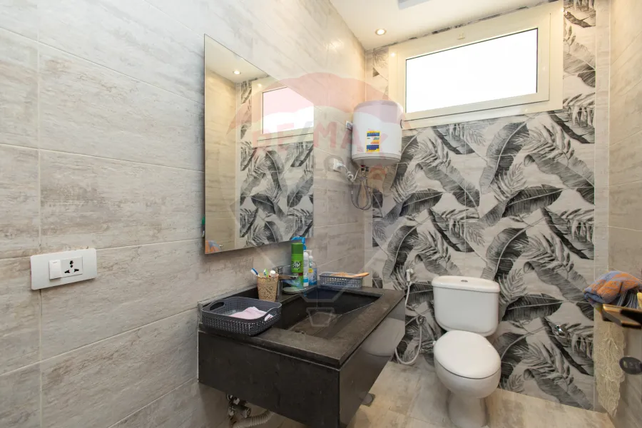 فيلا ستاند الون للبيع (الواحة الخضراء) كينج مريوط - 600 م -