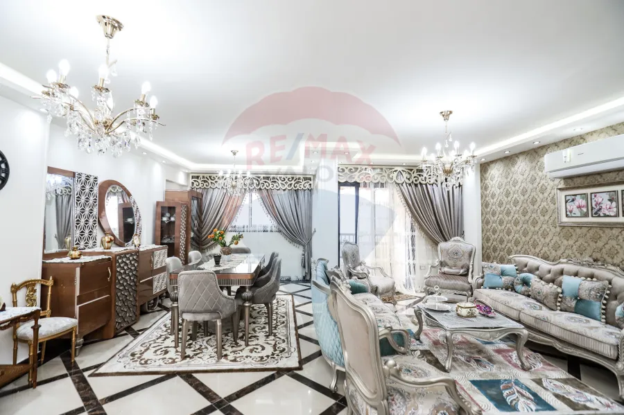Apartment For Sale 160 m Bolkely ( Mohamed Farid St.- wengt)