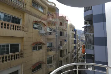 شقه للبيع 210 م لوران (طريق الجيش - عماره براند)-