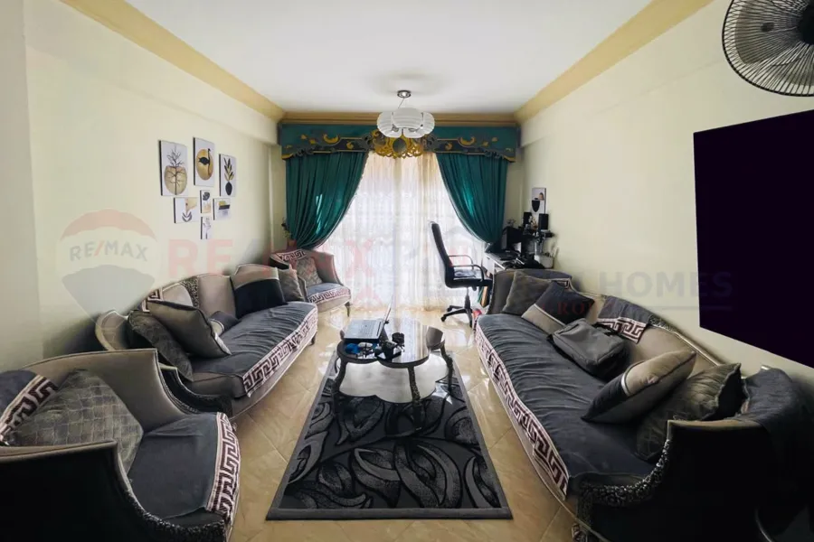 شقة للبيع 200 م سموحه (جراند فيل)