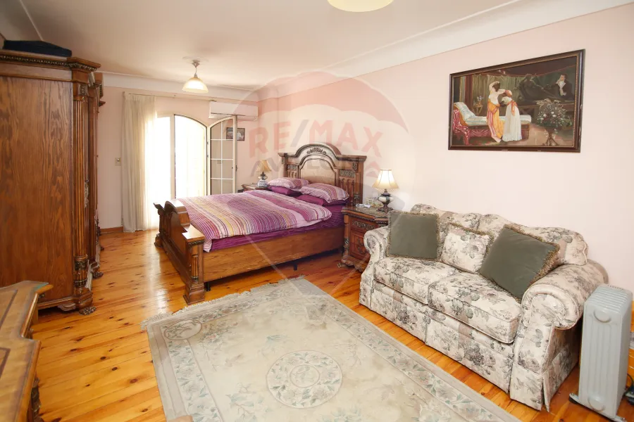 Apartment for Sale 207 m Kafr Abdou (Saint Genis St.)