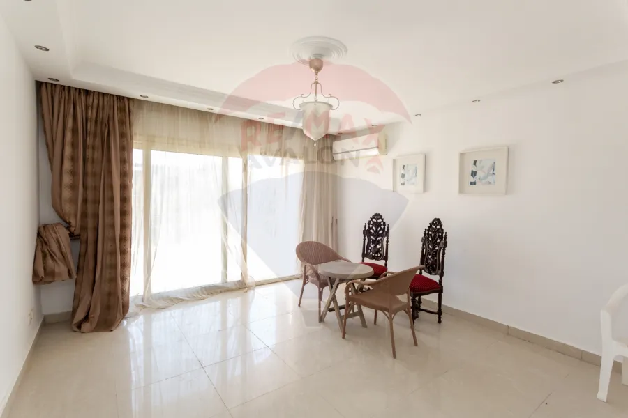 فيلا توين هاوس للبيع 450 م اليكس ويست (مرحلة أنطونيادس)