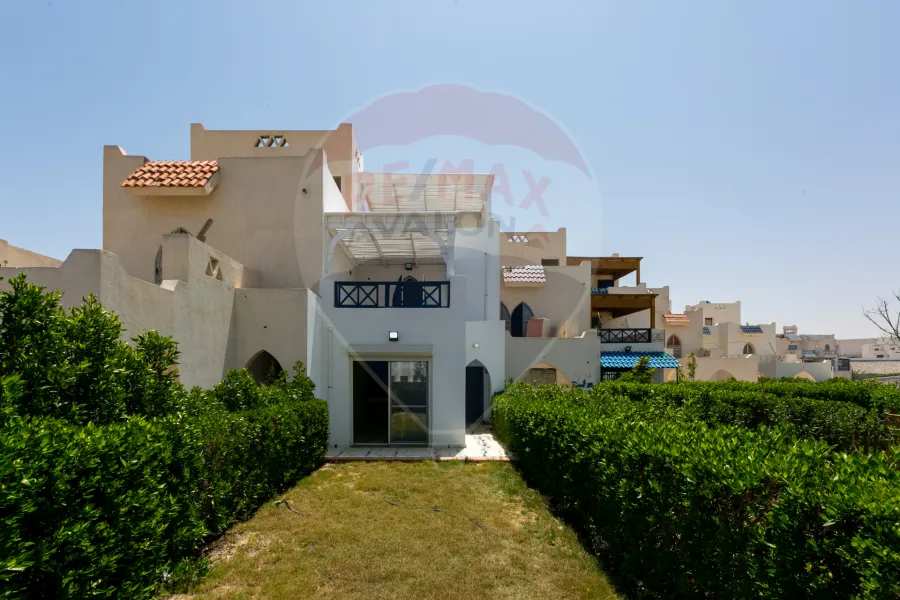 فيلا ستاند الون للبيع (قرطاج) 235 م