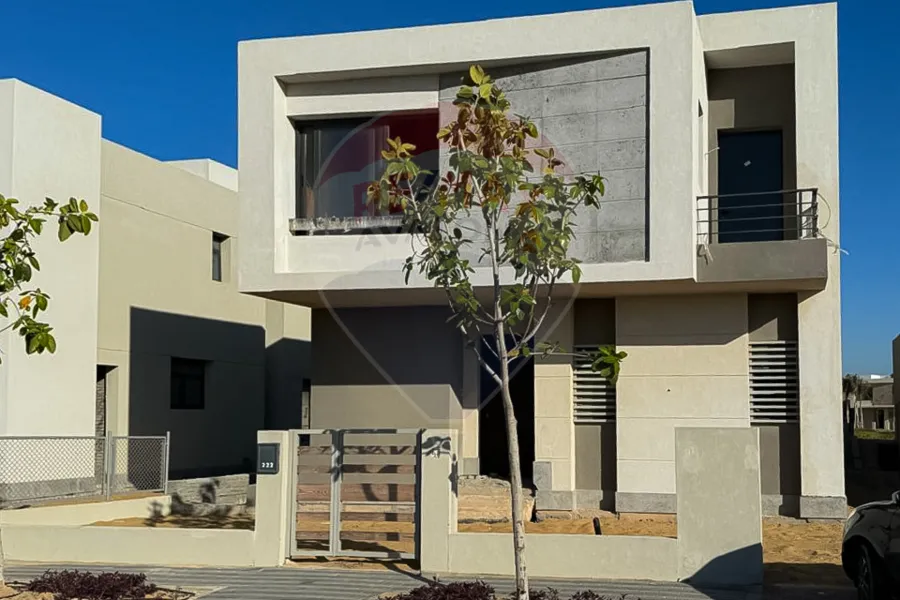 فيلا استاندالون للبيع 392 م (كومباوند بالم هيلز اسكندرية)