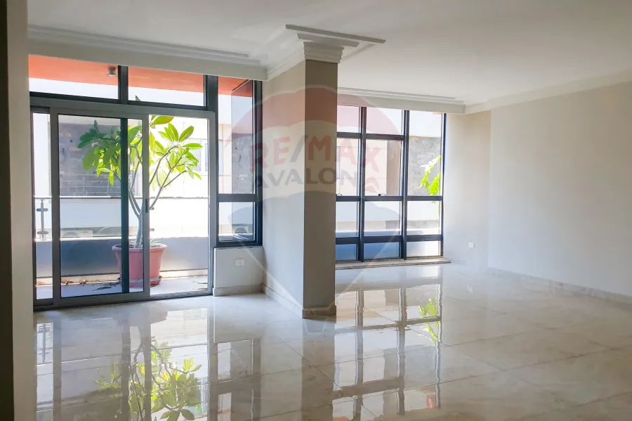 شقة للإيجار 195 م رشدي (ش أبو قير)