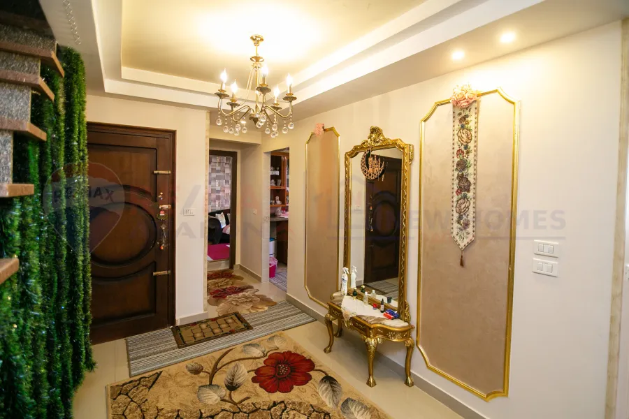 شقة دوبلكس للبيع 220 م سبورتنج (متفرع من ش أبو قير)