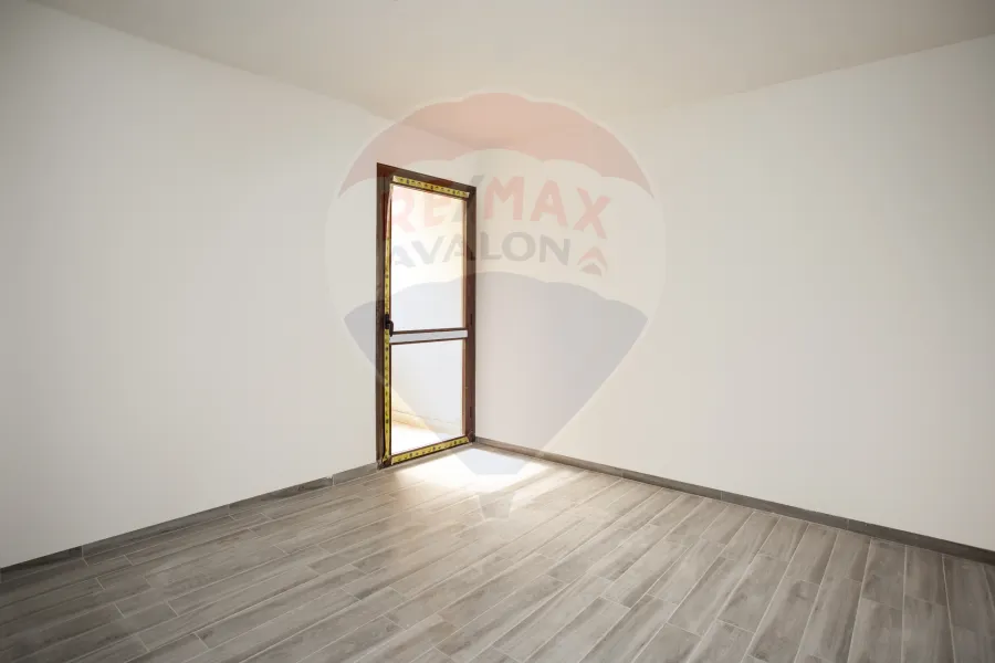 شقة للبيع 190 م سموحة  ( كومباوند فالوري انطونيادس )