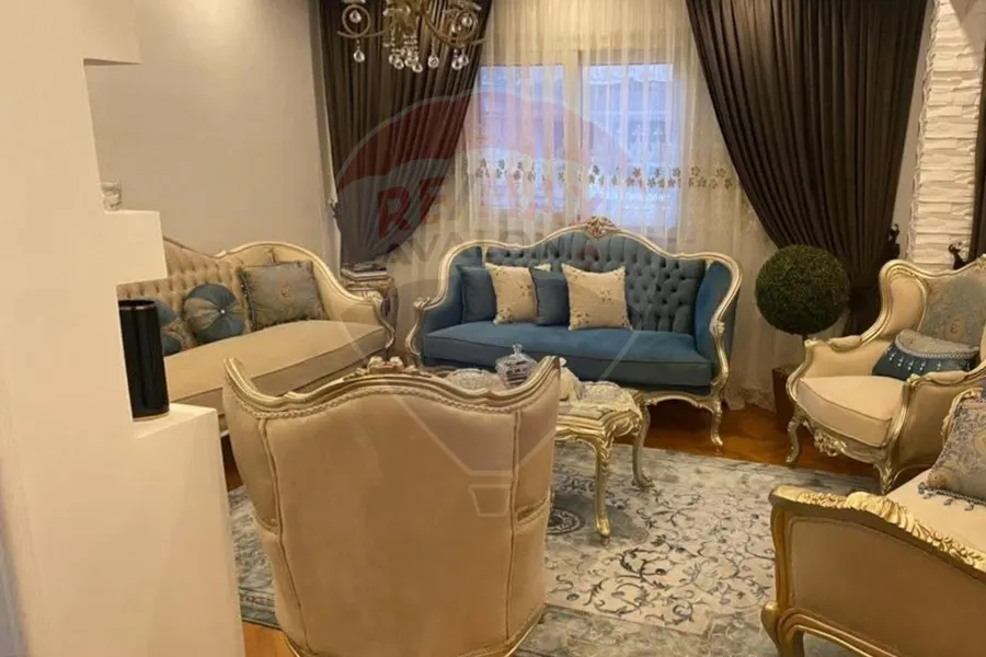 شقه للبيع 120 م كفر عبده (امام مدرسة الفرانسيسكان)