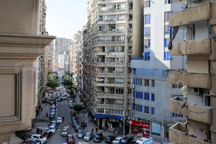 Furnished apartment for rent 180 m Smouha (Moustafa Kamel main st.)