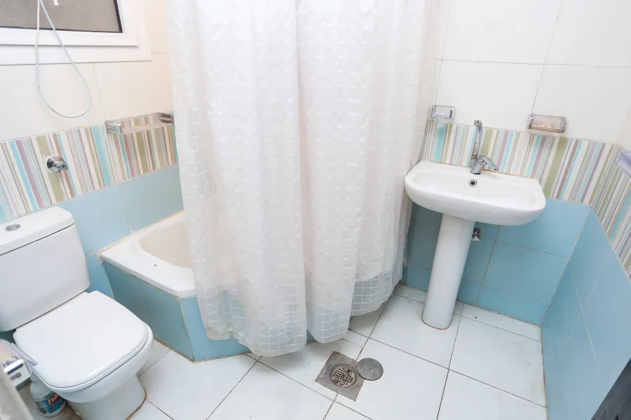 شقة للبيع 120م السرايا (4 نمرة من البحر)