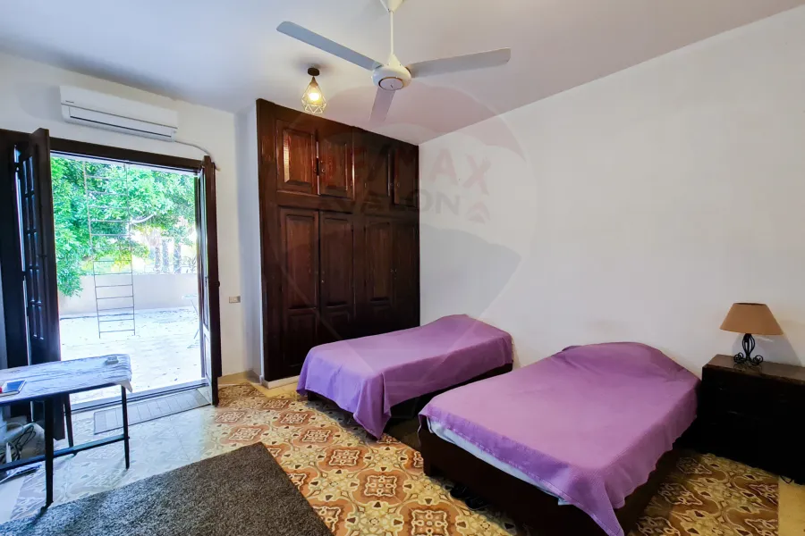 فيلا للبيع 1,650 م كينج مريوط (خلف الديزرت هوم)