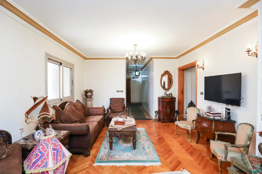 Apartment for sale 177 m Louran (Sharaawy St.)