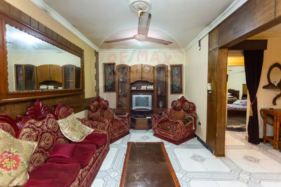 شقة للبيع 100 م سبورتنج (ش بورسعيد)