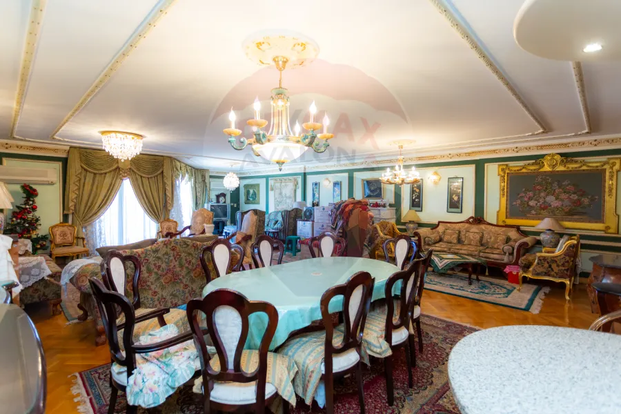 Apartment for sale 319 m Zezinia (Directly on the sea)