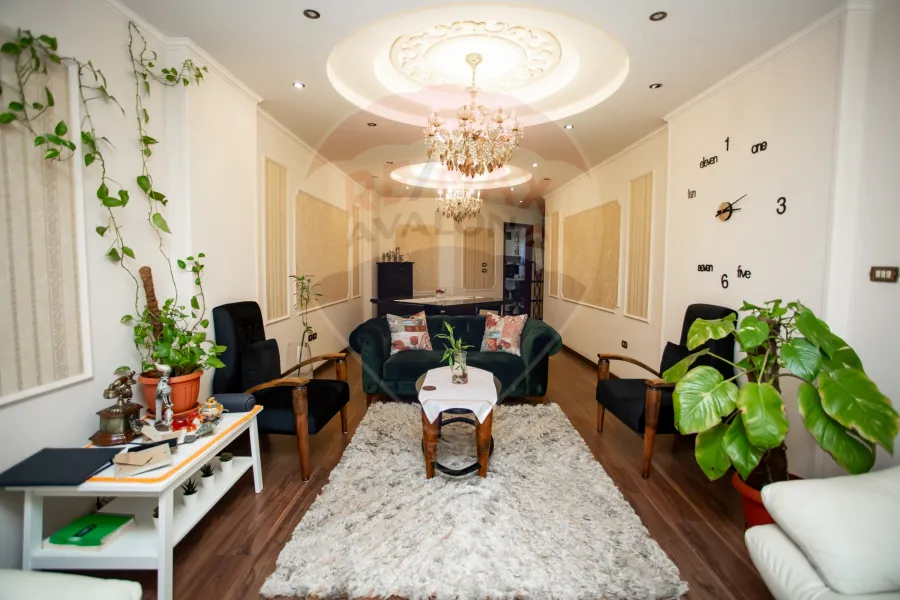 شقة مرخصة للبيع 185 م كفر عبده (ش ابراهيم شريف)