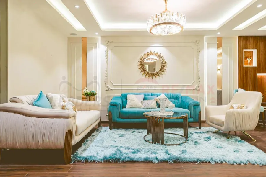 شقة للبيع 195 م كفر عبده (عمارة براند - ش سانت جيني)