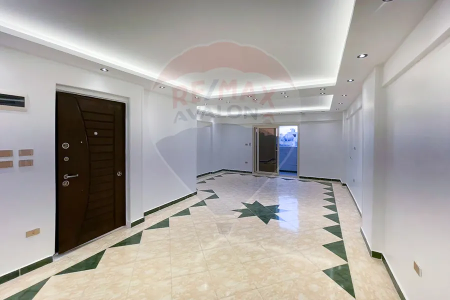 Apartment for rent 135 m Sidi Bishr (branching off Gamal Abdel Nasser Street)