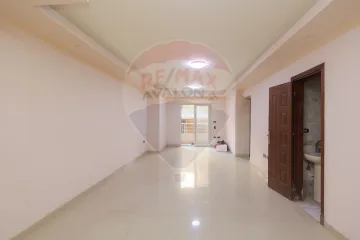 Apartment For Sale 150 m Lauran (Side sea view)