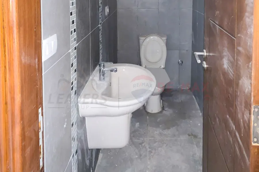 Apartment for rent 211 m Smouha (Grand View)