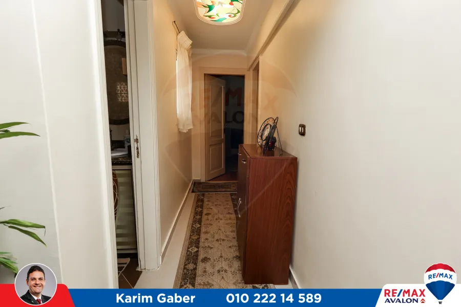 شقة للبيع 100م سموحة (خطوات من مول زهران)