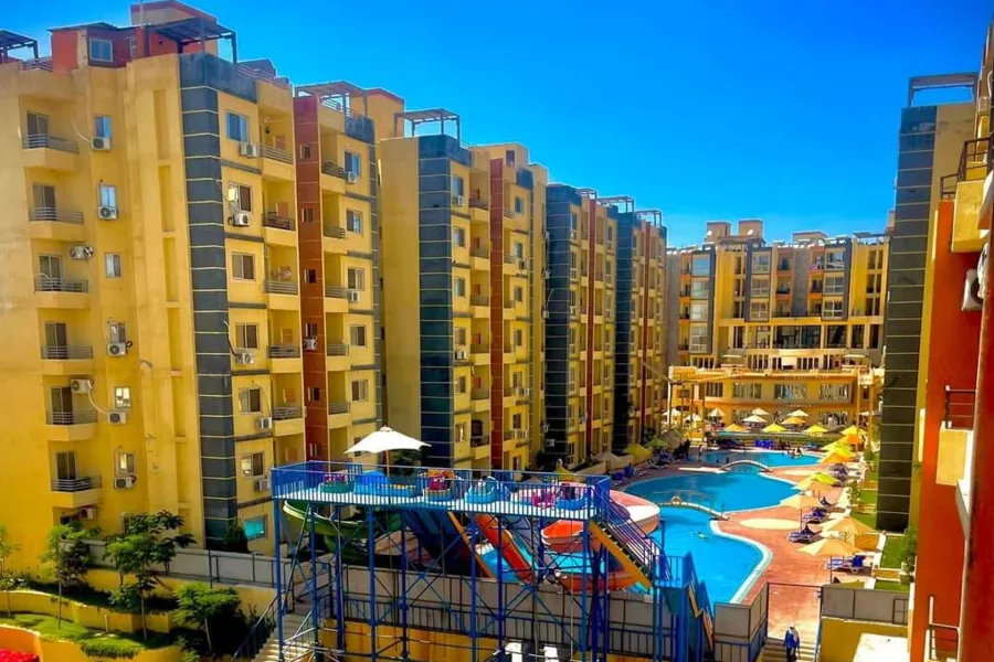 شاليه + روف للبيع (ريتال فيو - الكيلو 77) 55 م شاليه + 55 م روف