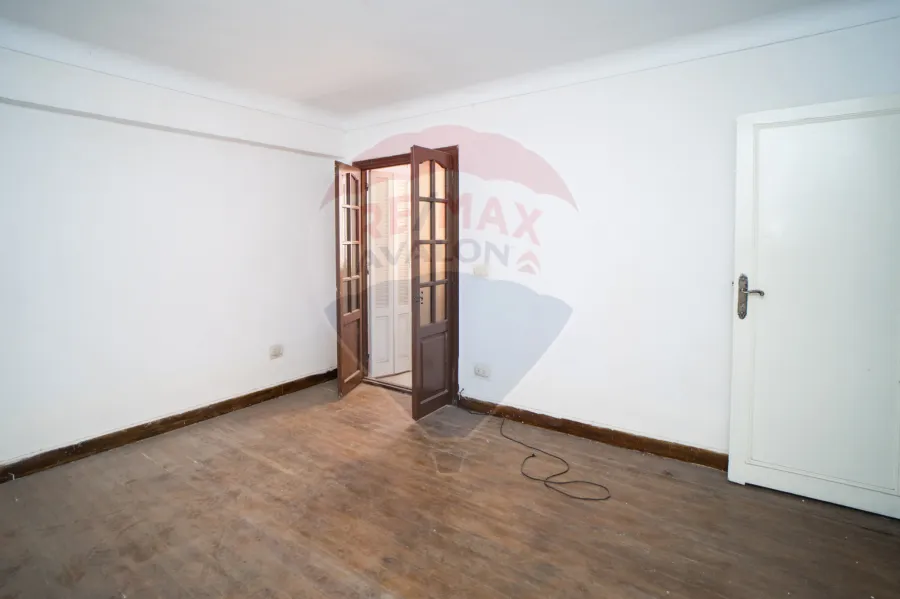 شقة للبيع 130 م سيدي بشر (ش سعيد البندارى)