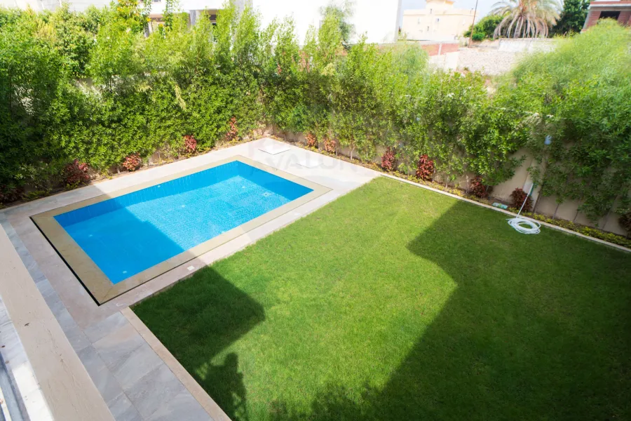 فيلا للبيع 375 م كينج مريوط (كومباوند الواحة الخضراء)