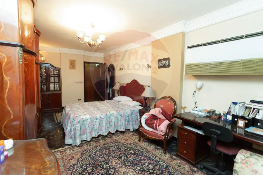 Apartment for sale 210 m Louran (Mahmoud Sedqy St)