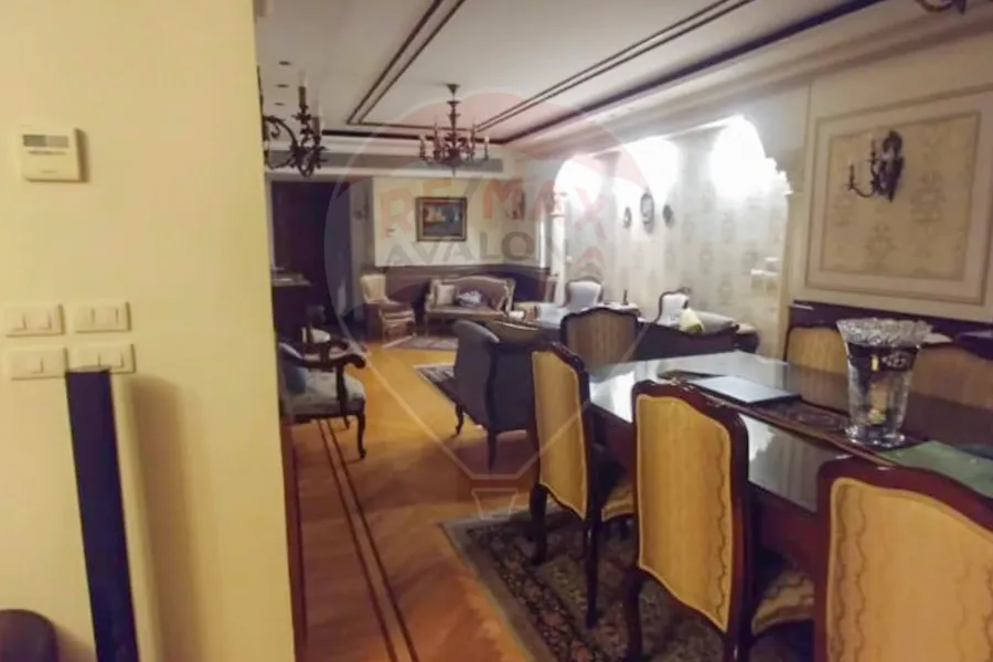 شقة للايجار 160 م سموحة (ش كمال الدين صلاح)