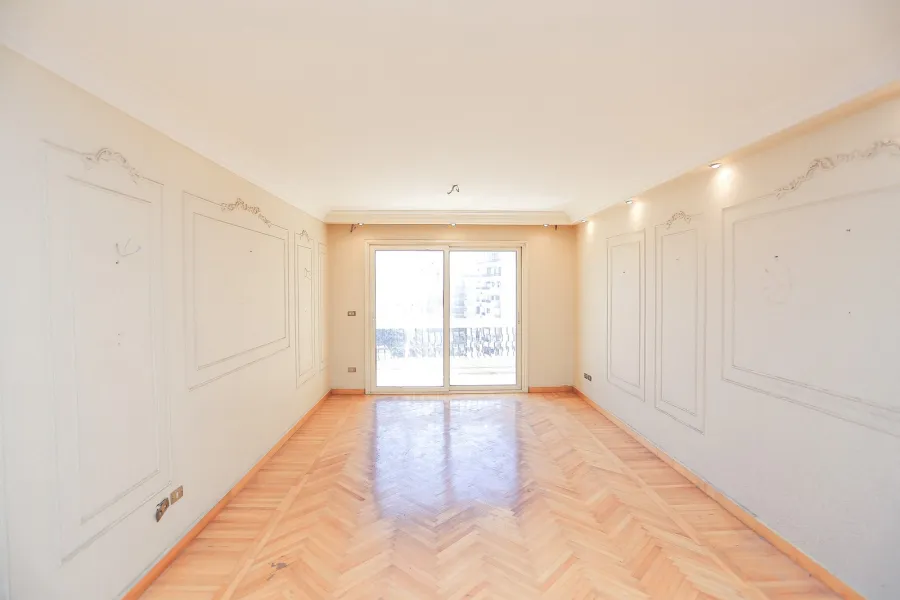 Apartment for rent 200 Kafr Abdo (Near to Abo Qir St.)