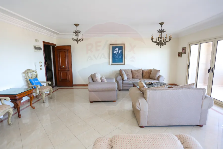 Apartment for Sale 300 m Gleem (Directly on Sea)
