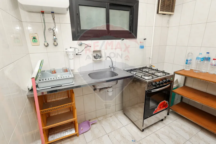 Furnished apartment for rent 115m Al Asafra (Directly on the Sea)