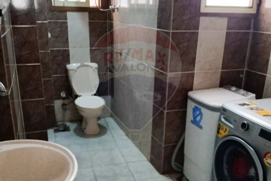 شقة للبيع 120 م سموحة (متفرع من ش زكي رجب)