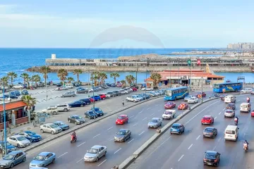 شقة للبيع 400 م سابا باشا (علي البحر مباشرة)
