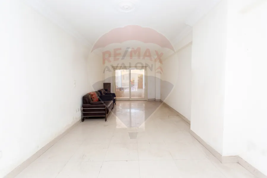 Administrative apartment for sale 163 m Camp Shizar (Main Port Said St.- Brand Building)