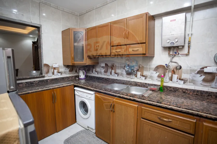 Licensed apartment for sale 155 m Janaklis (Directly on the tram)