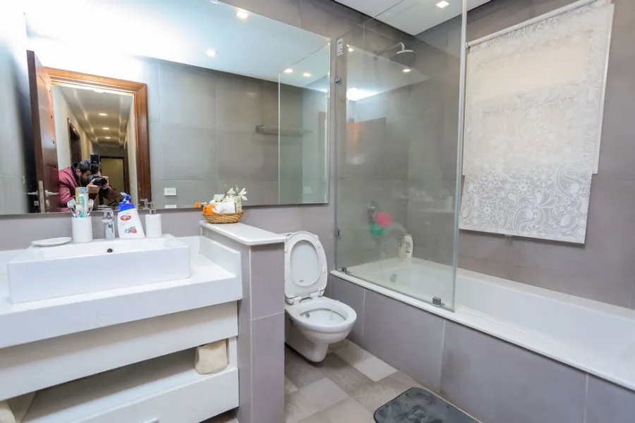 partment For Sale 230m Smouha (Steps From Princess Fawzay's Palace)