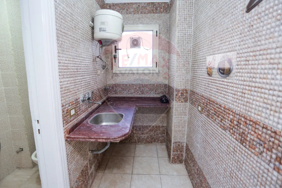 Administrative apartment for rent 105 m Sporting (on the tram)