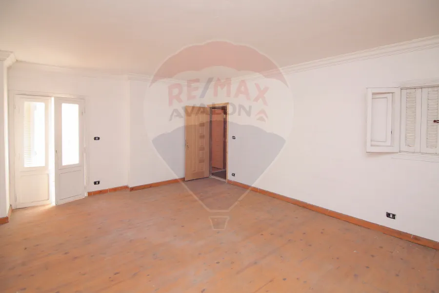 Apartment for sale 264 m Glim (Rasmy Pasha St.)