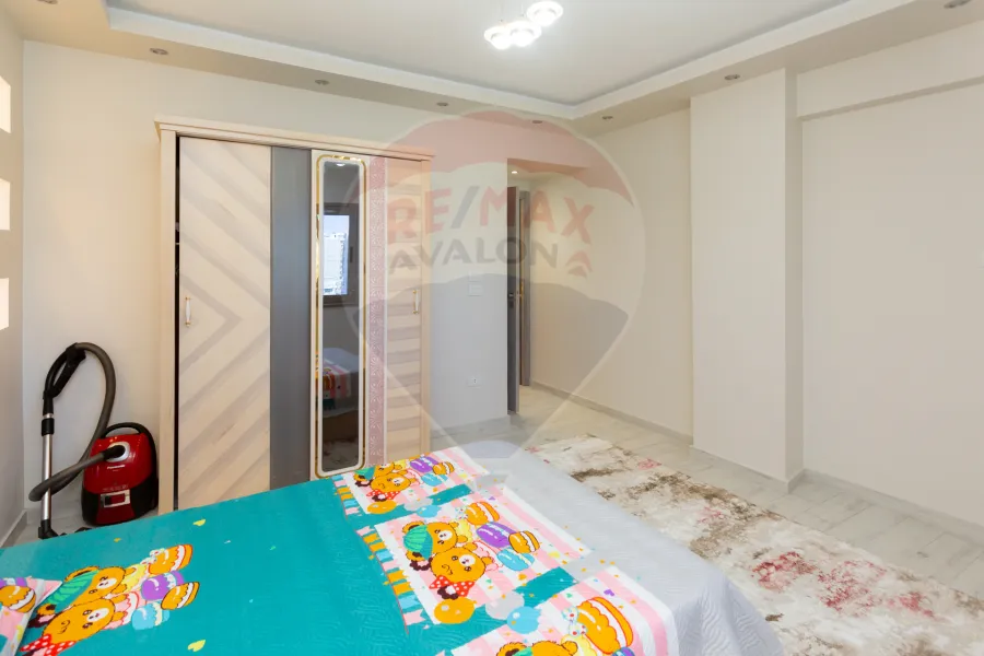 شقة للبيع 125 م السيوف (تقاطع ش النخيل مع ش السيوف)