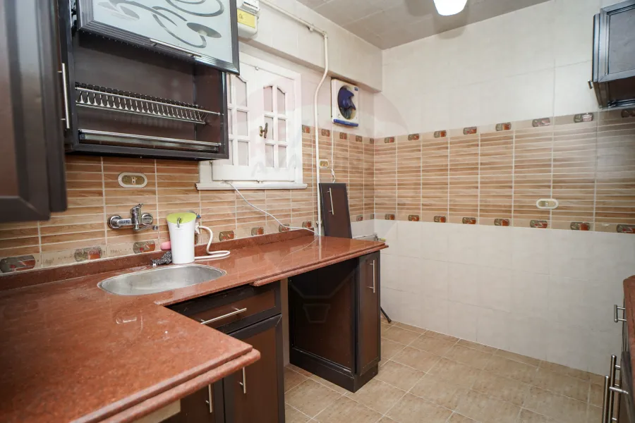 Apartment for rent 154 m Sidi Gaber (directly on the tram)